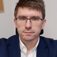 dr Jacek Brzykcy
